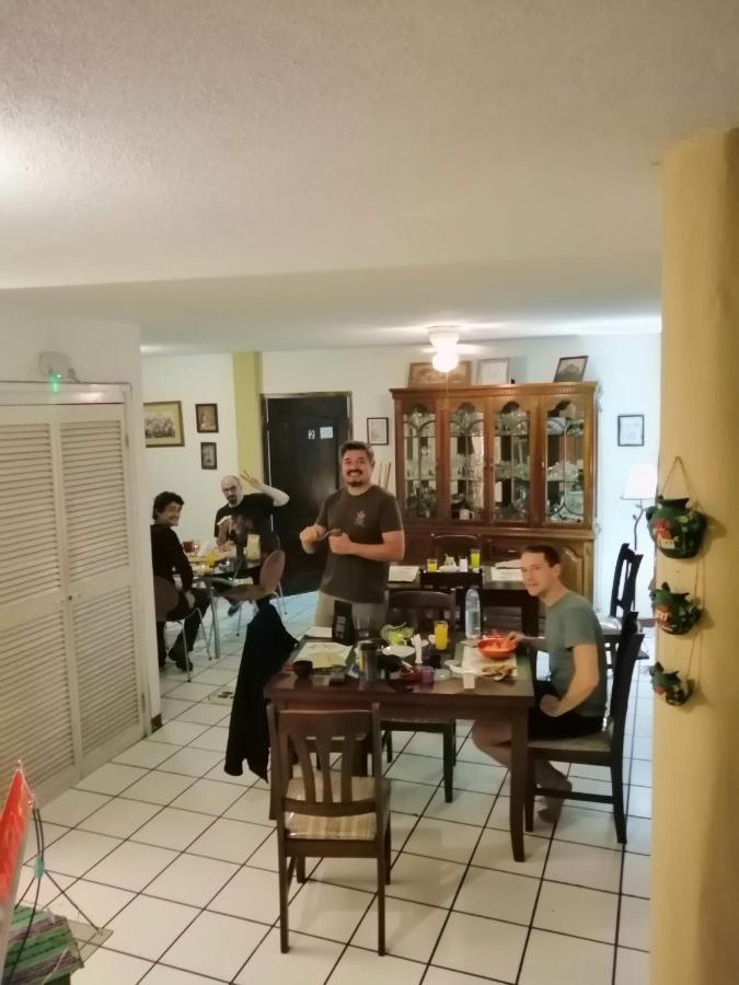 Novohostal B&B Ville de Guatemala Extérieur photo