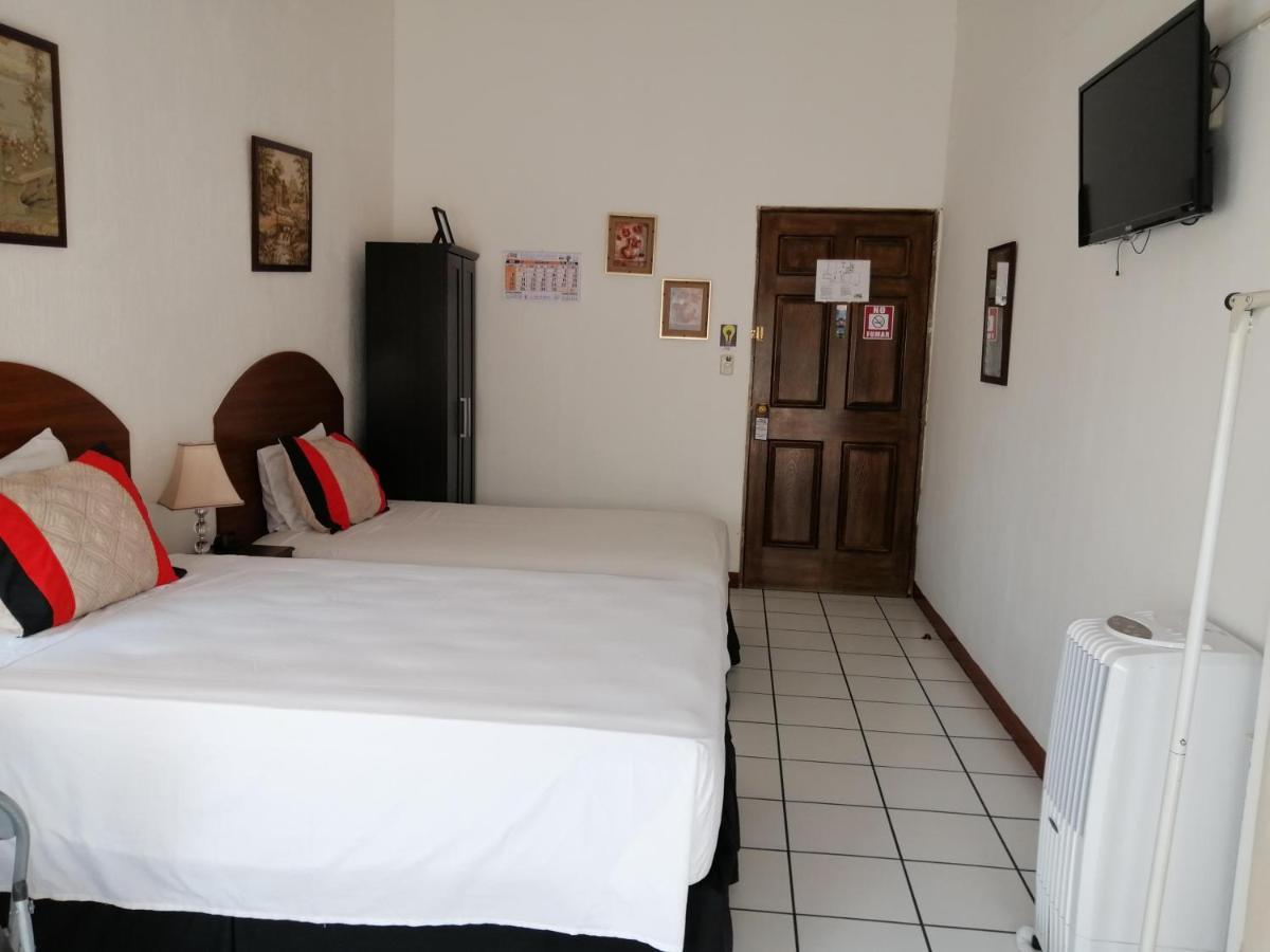 Novohostal B&B Ville de Guatemala Extérieur photo