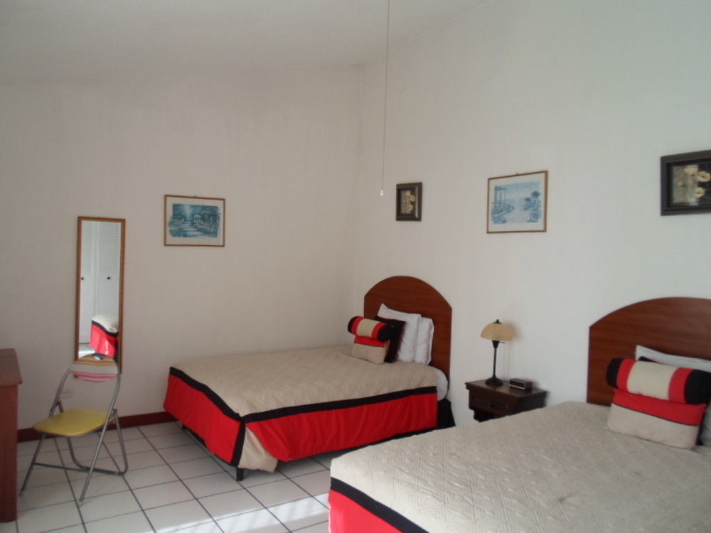 Novohostal B&B Ville de Guatemala Extérieur photo