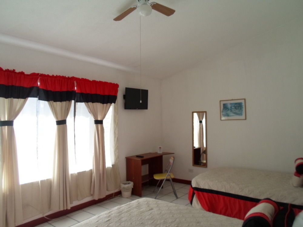 Novohostal B&B Ville de Guatemala Extérieur photo
